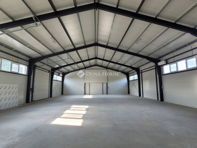 Eladó ipari ingatlan, Debrecenben 280 M Ft / költözzbe.hu