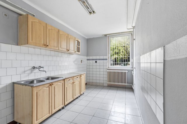 Eladó téglalakás, Tatabányán, Szent György utcában 24.9 M Ft