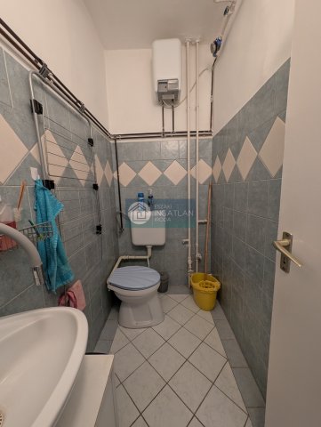 Eladó üzlethelyiség, Kazincbarcikán, Május 1. úton 7.5 M Ft