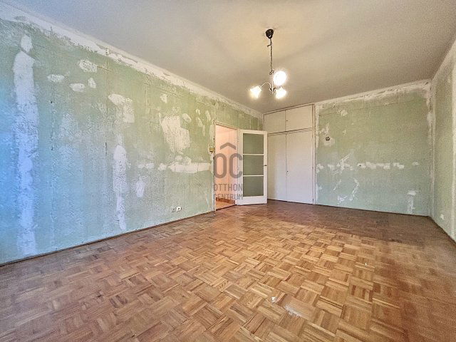 Eladó téglalakás, Győrött 39.9 M Ft, 2 szobás