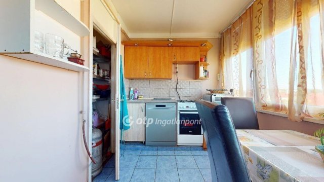 Eladó panellakás, Mátészalkán 33.5 M Ft, 1+1 szobás