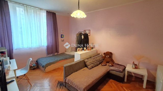 Eladó téglalakás, Kőszegen 31.8 M Ft, 2 szobás
