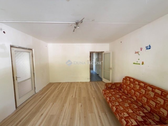 Eladó panellakás, Budapesten, XX. kerületben 54.99 M Ft, 3 szobás