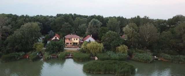 Eladó családi ház, Kiskunlacházán 135.9 M Ft, 4 szobás