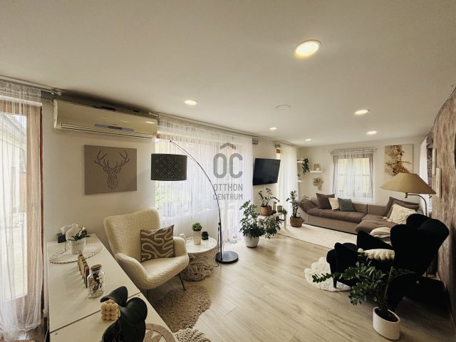 Eladó családi ház, Cegléden 79.9 M Ft, 5 szobás