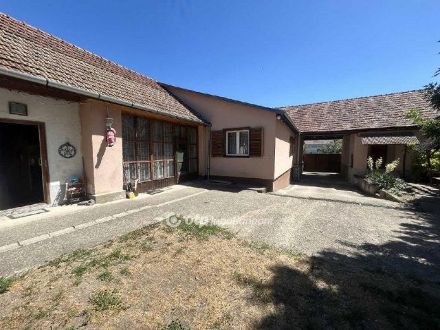 Eladó családi ház, Püspökhatvanon 65 M Ft, 4+1 szobás