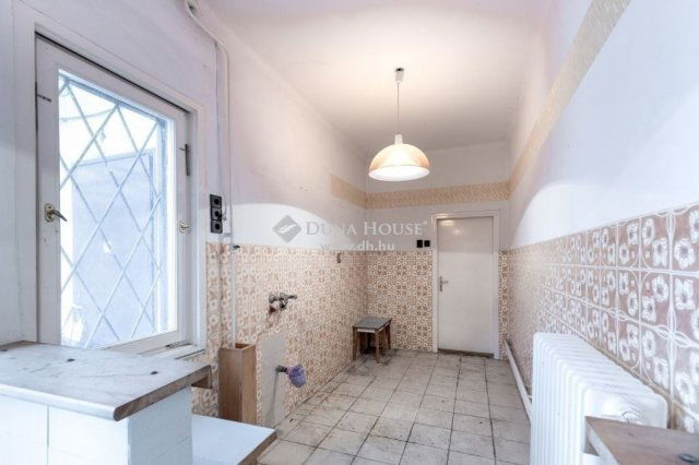 Eladó családi ház, Budapesten, XX. kerületben 116 M Ft, 6 szobás