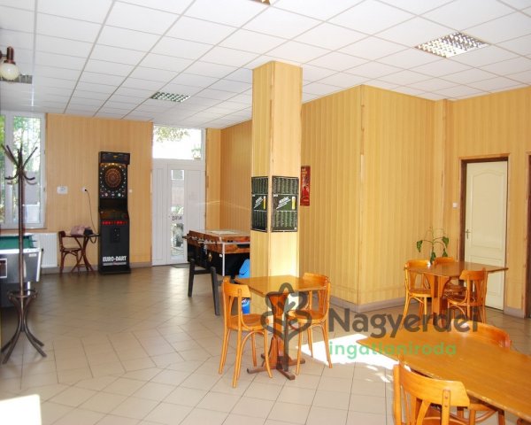 Kiadó üzlethelyiség, Debrecenben 350 E Ft / hó