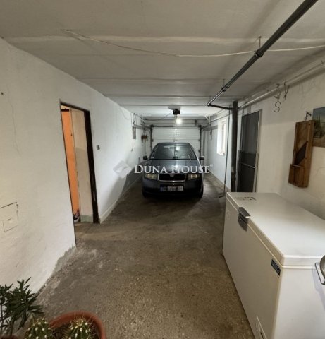 Eladó családi ház, Csolnokon 75 M Ft, 4 szobás