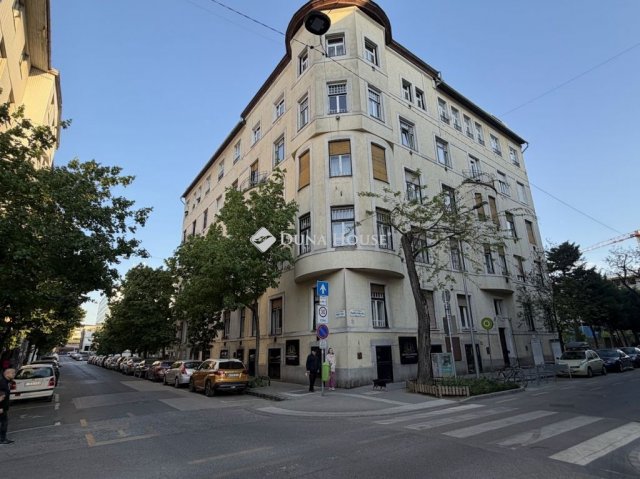 Eladó téglalakás, XIII. kerületben, Hegedűs Gyula utcában