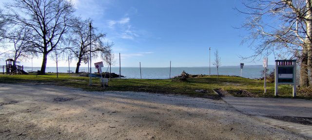 Eladó családi ház, Balatonakarattyán 160 M Ft, 4+1 szobás