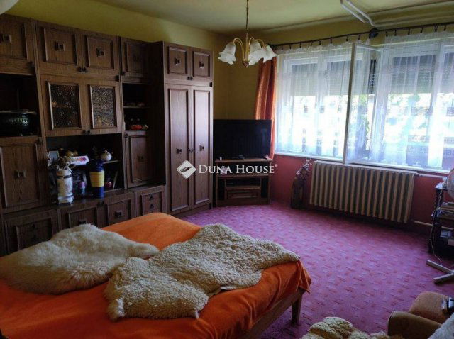 Eladó családi ház, Enyingen 44 M Ft, 4 szobás