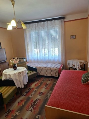 Eladó családi ház, Kányban 33.9 M Ft, 2 szobás