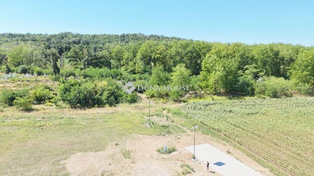 Eladó telek, Isaszegen 40 M Ft / költözzbe.hu