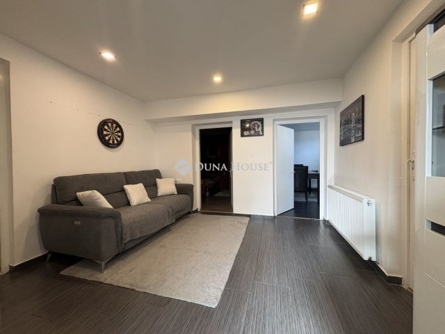 Eladó családi ház, Gyálon 116 M Ft, 6 szobás