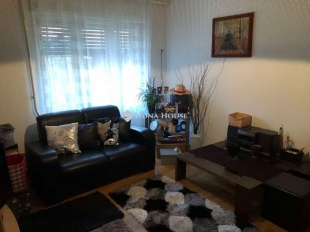 Eladó családi ház, Pilisen 35.39 M Ft, 3 szobás