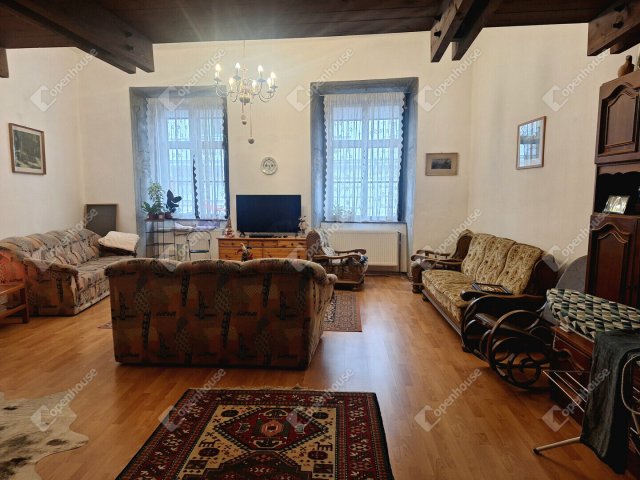 Eladó téglalakás, Sopronban 102.5 M Ft, 3 szobás