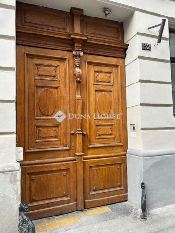 Eladó téglalakás, Budapesten, VIII. kerületben 72.5 M Ft