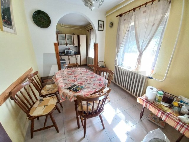 Eladó családi ház, Orosházán 36 M Ft, 3 szobás