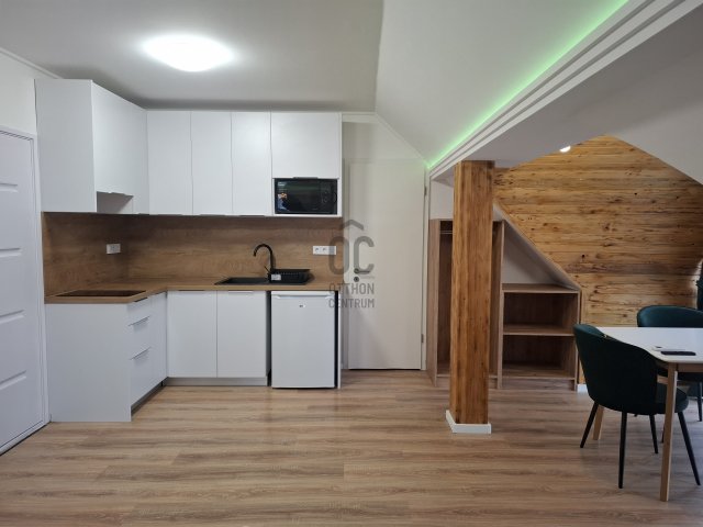 Kiadó téglalakás, albérlet, Siófokon 220 E Ft / hó, 1 szobás