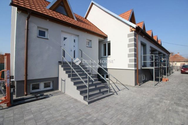Kiadó téglalakás, albérlet, Kecskeméten 220 E Ft / hó