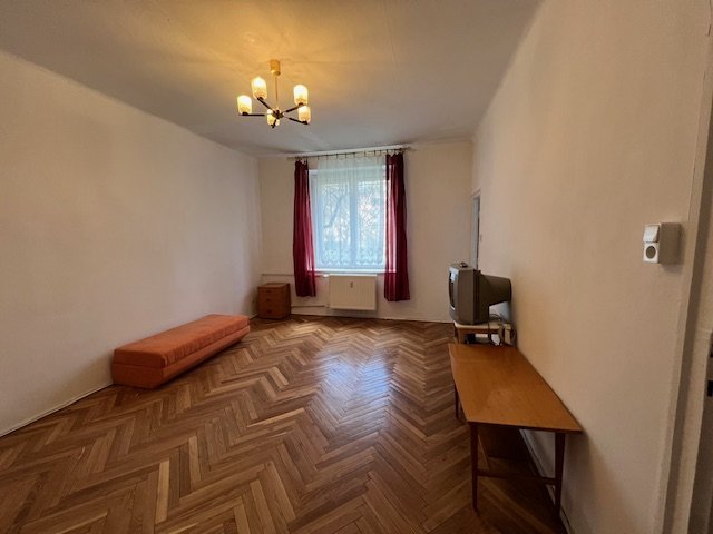 Eladó téglalakás, Budapesten, XIII. kerületben, Tahi utcában
