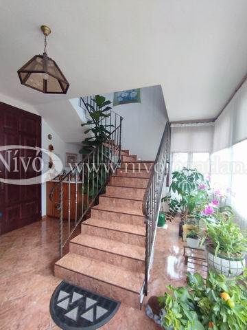 Eladó hotel, Eplényen 210 M Ft, 12+1 szobás