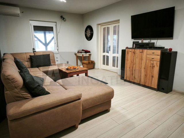 Eladó családi ház, Sándorfalván 84.9 M Ft, 3 szobás