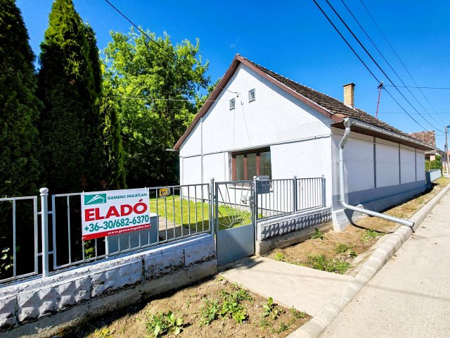 Eladó családi ház, Tevelen 18.5 M Ft, 4 szobás