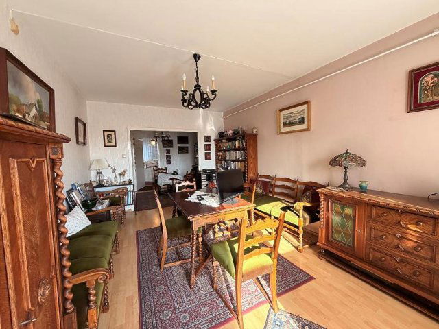 Eladó panellakás, Budapesten, XV. kerületben 75 M Ft, 2+1 szobás