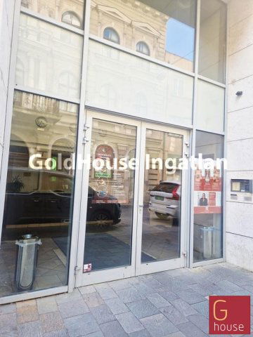 Kiadó panellakás, albérlet, V. kerületben, Vadász utcában