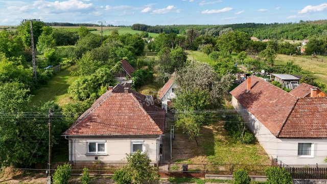 Eladó családi ház, Tolmácson 29.99 M Ft, 2 szobás