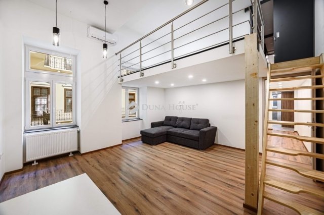 Kiadó téglalakás, albérlet, Budapesten, V. kerületben, 3 szobás