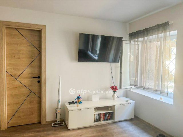 Eladó téglalakás, Budapesten, XXI. kerületben 33 M Ft