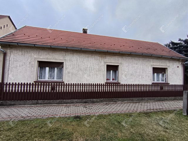 Eladó családi ház, Somogyszobon 25.99 M Ft, 3 szobás