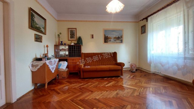 Eladó családi ház, Sarkadon, Vasút utcában 25 M Ft, 3+1 szobás
