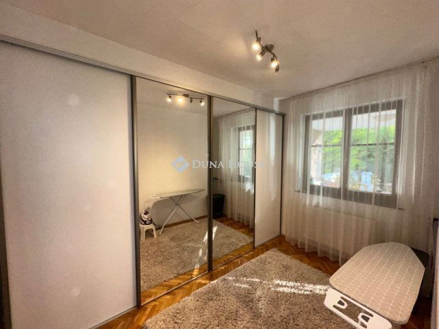 Eladó családi ház, Nyíregyházán 139.9 M Ft, 6 szobás