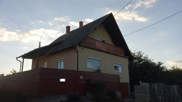 Eladó családi ház, Turán 54.9 M Ft, 3+1 szobás