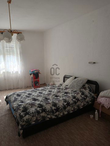 Eladó családi ház, Szabadszálláson 15.5 M Ft, 2 szobás