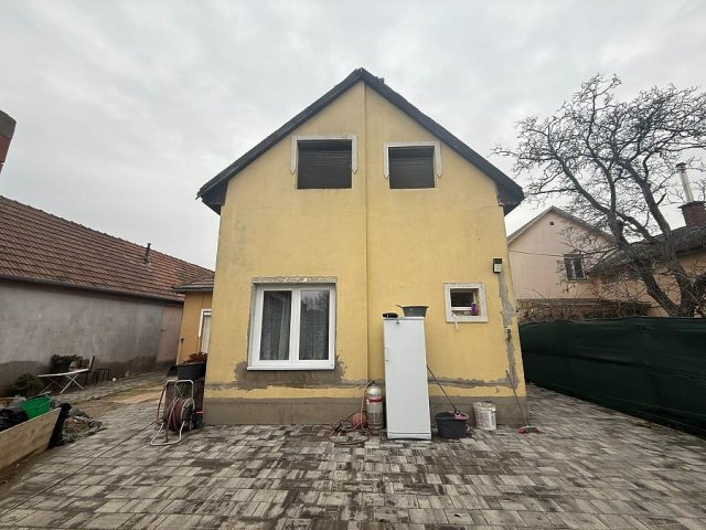 Eladó családi ház, Budapesten, XVII. kerületben 73 M Ft