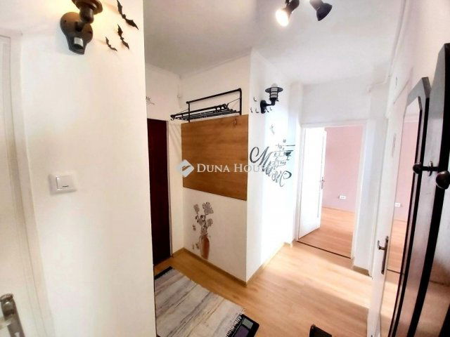 Eladó téglalakás, Budapesten, IV. kerületben 70.9 M Ft, 2 szobás