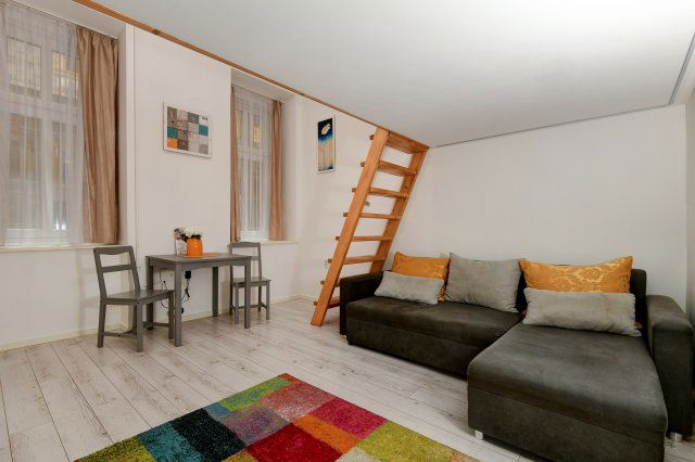 Eladó téglalakás, Budapesten, IX. kerületben, Lónyay utcában