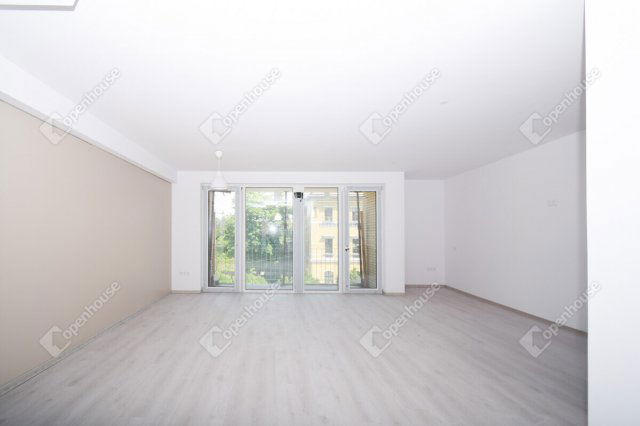 Kiadó iroda, Szegeden 162 E Ft / hó, 1 szobás