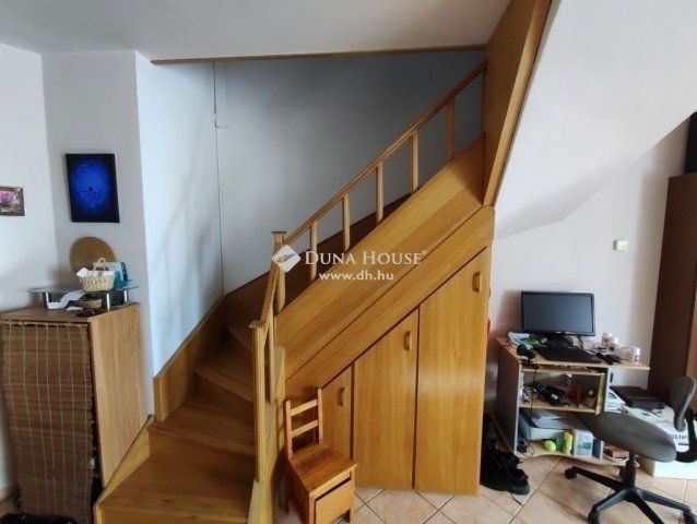 Eladó téglalakás, Budapesten, XVIII. kerületben 74.9 M Ft