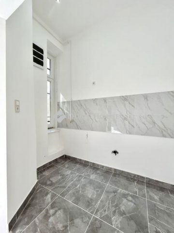 Eladó téglalakás, Budapesten, VII. kerületben 79.9 M Ft