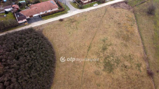 Eladó telek, Arnóton 30 M Ft / költözzbe.hu