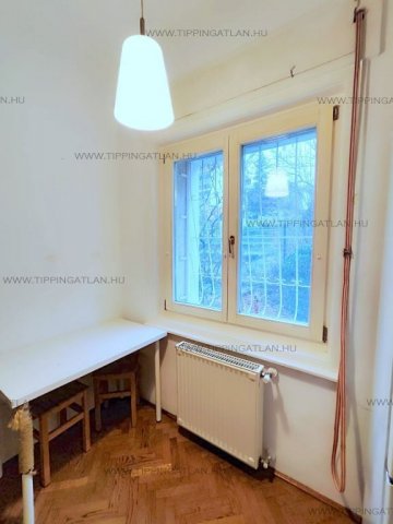 Eladó téglalakás, Budapesten, II. kerületben, Alvinci úton