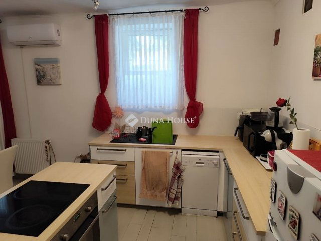 Eladó téglalakás, Budapesten, XIII. kerületben 59.9 M Ft