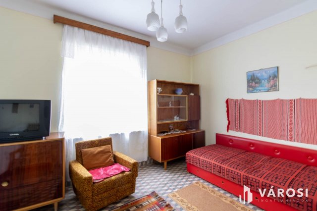 Eladó családi ház, Enyingen 29 M Ft, 2 szobás