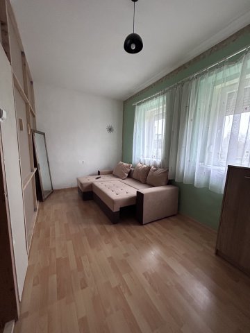Eladó családi ház, Izsákon 26.5 M Ft, 2 szobás
